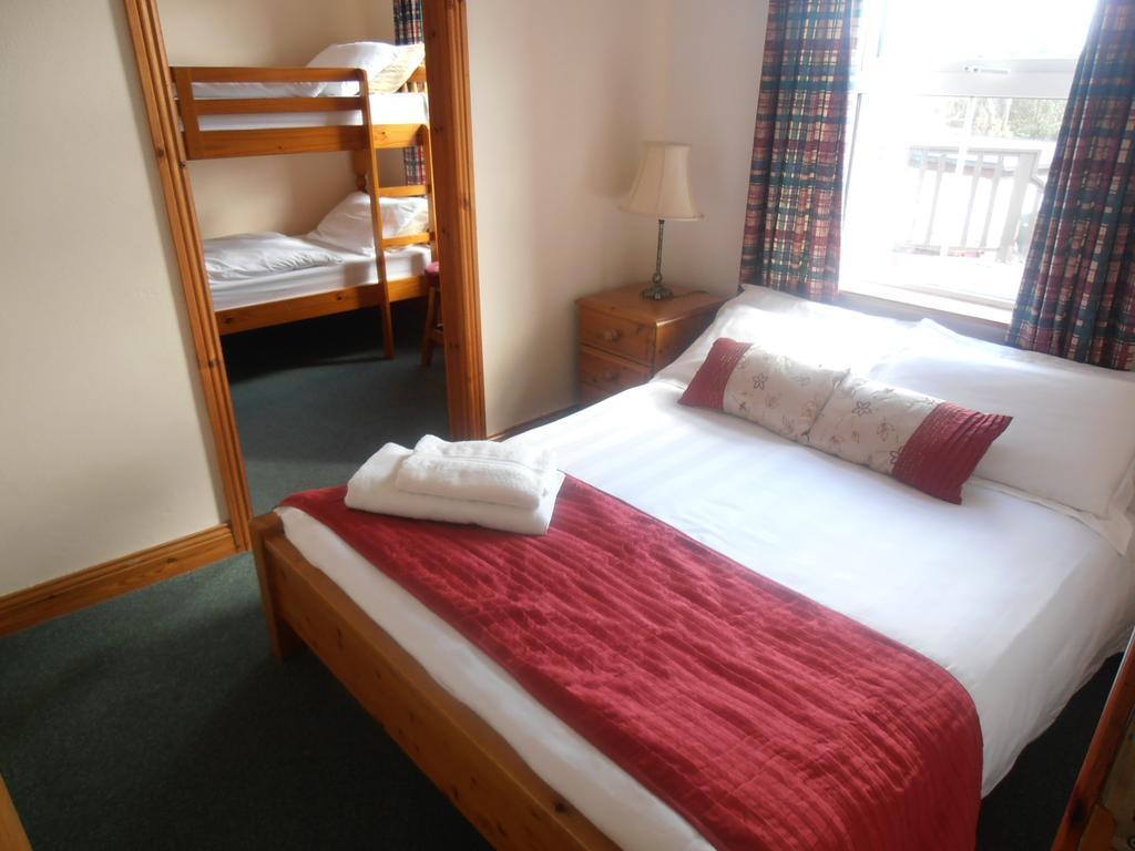 Hungry Hill Lodge Adrigole Room photo